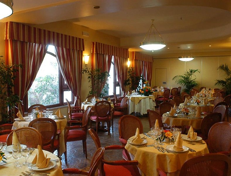 Hotel Azzolini Villagrazia Di Carini Eksteriør bilde